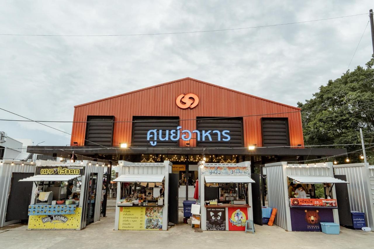 My Space69 Bangkok Exterior photo