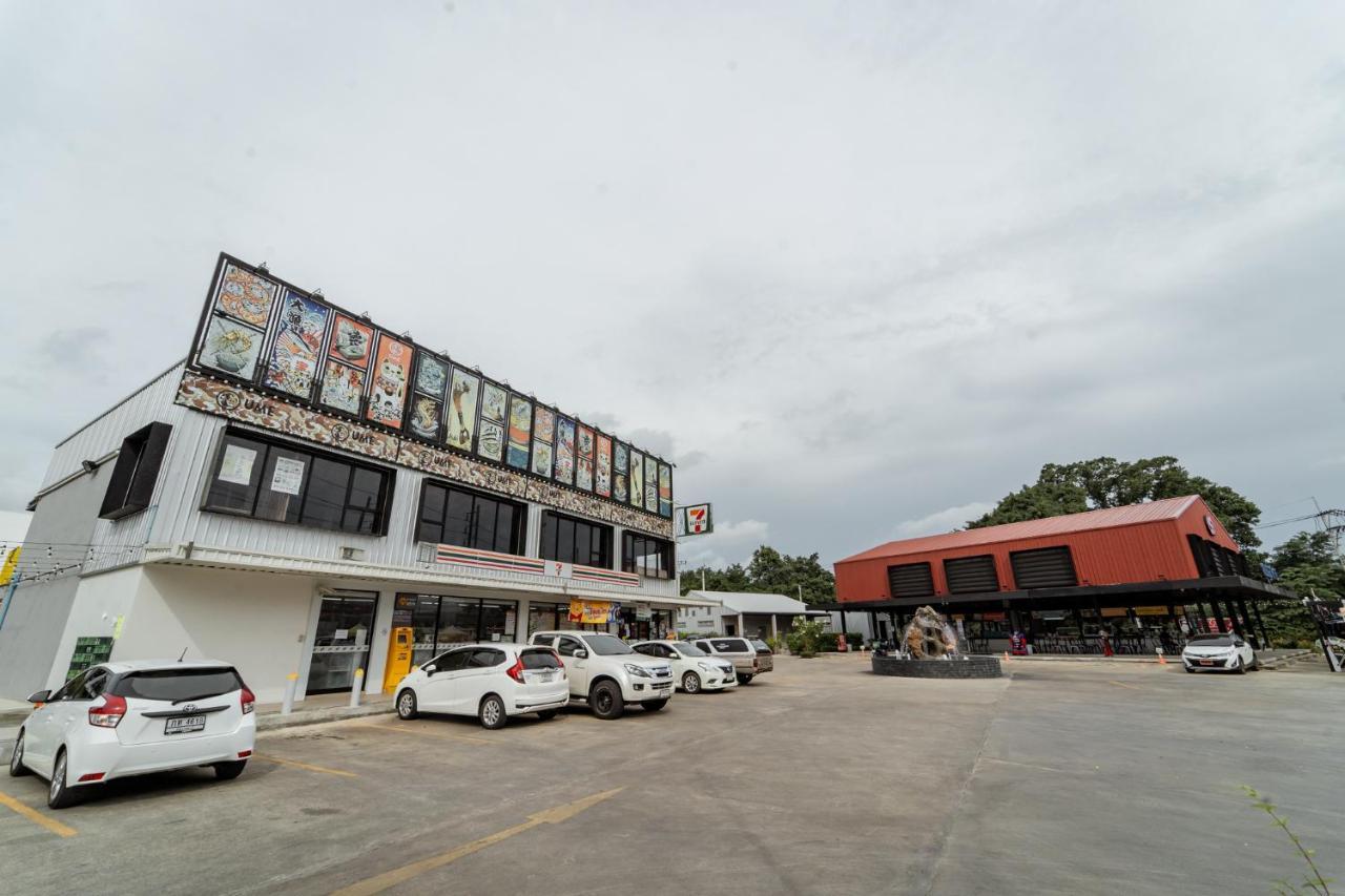 My Space69 Bangkok Exterior photo