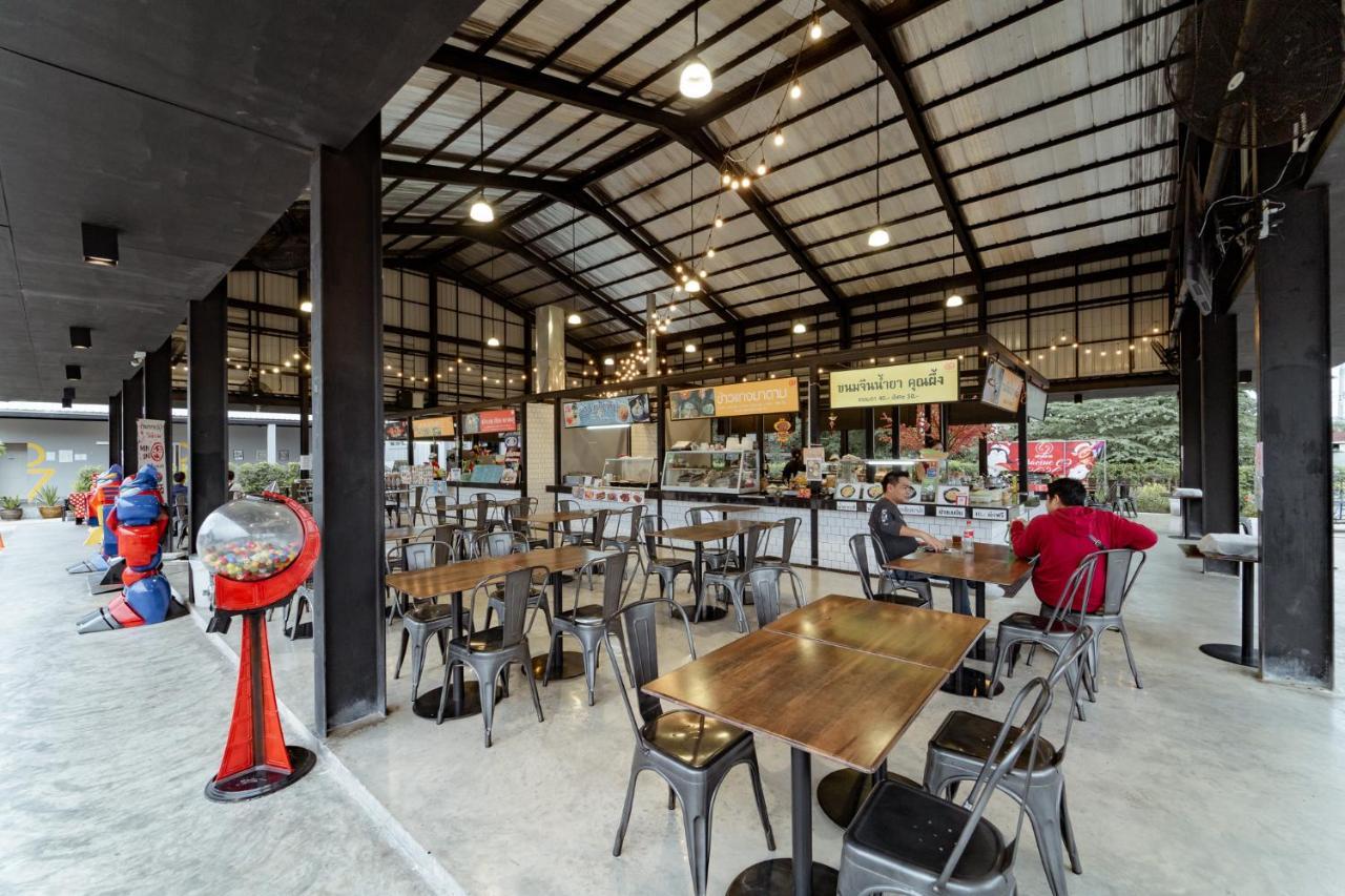My Space69 Bangkok Exterior photo